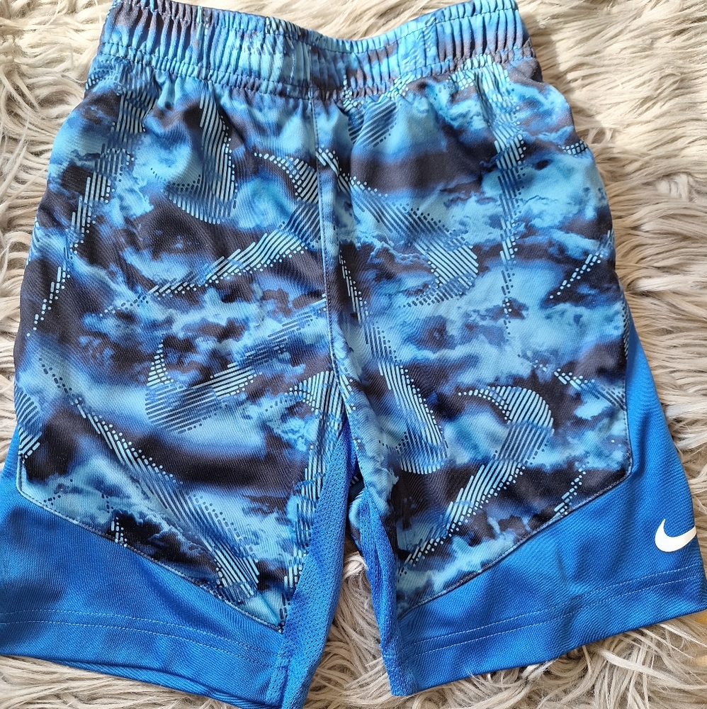 Nike Athletic Shorts, size Youth 7/L Dri-Fit